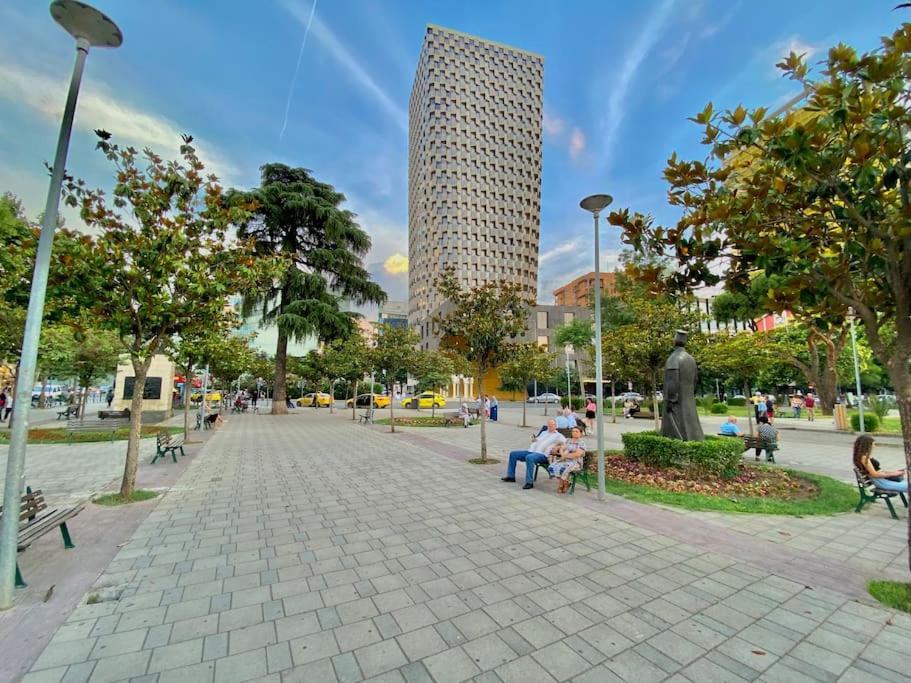 City Centre Big Art'Partment Heart Of The Capital Tirana Exterior foto